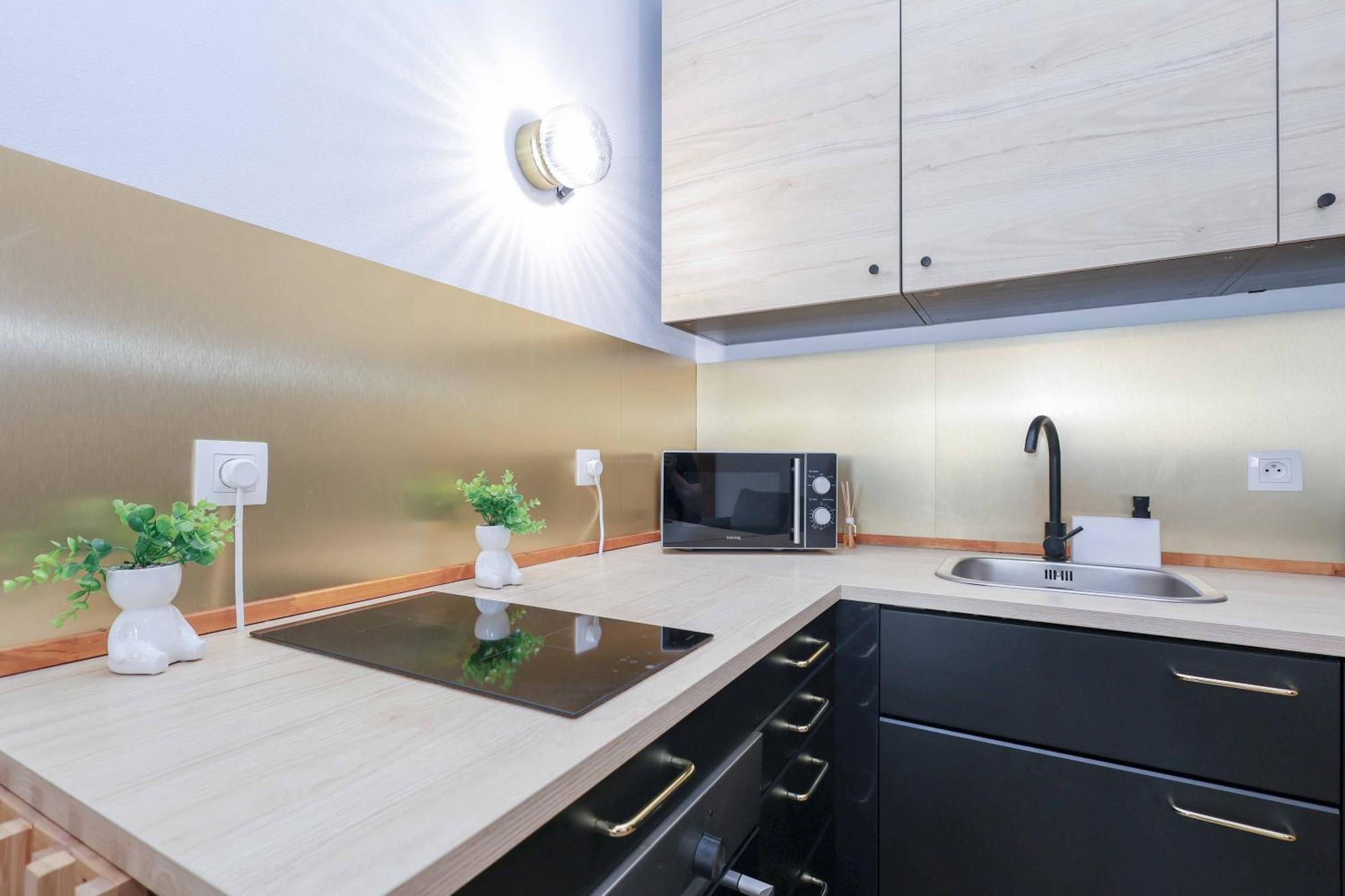 Adamick Place In City Centre With Free Parking Apartment Bratislava Bagian luar foto