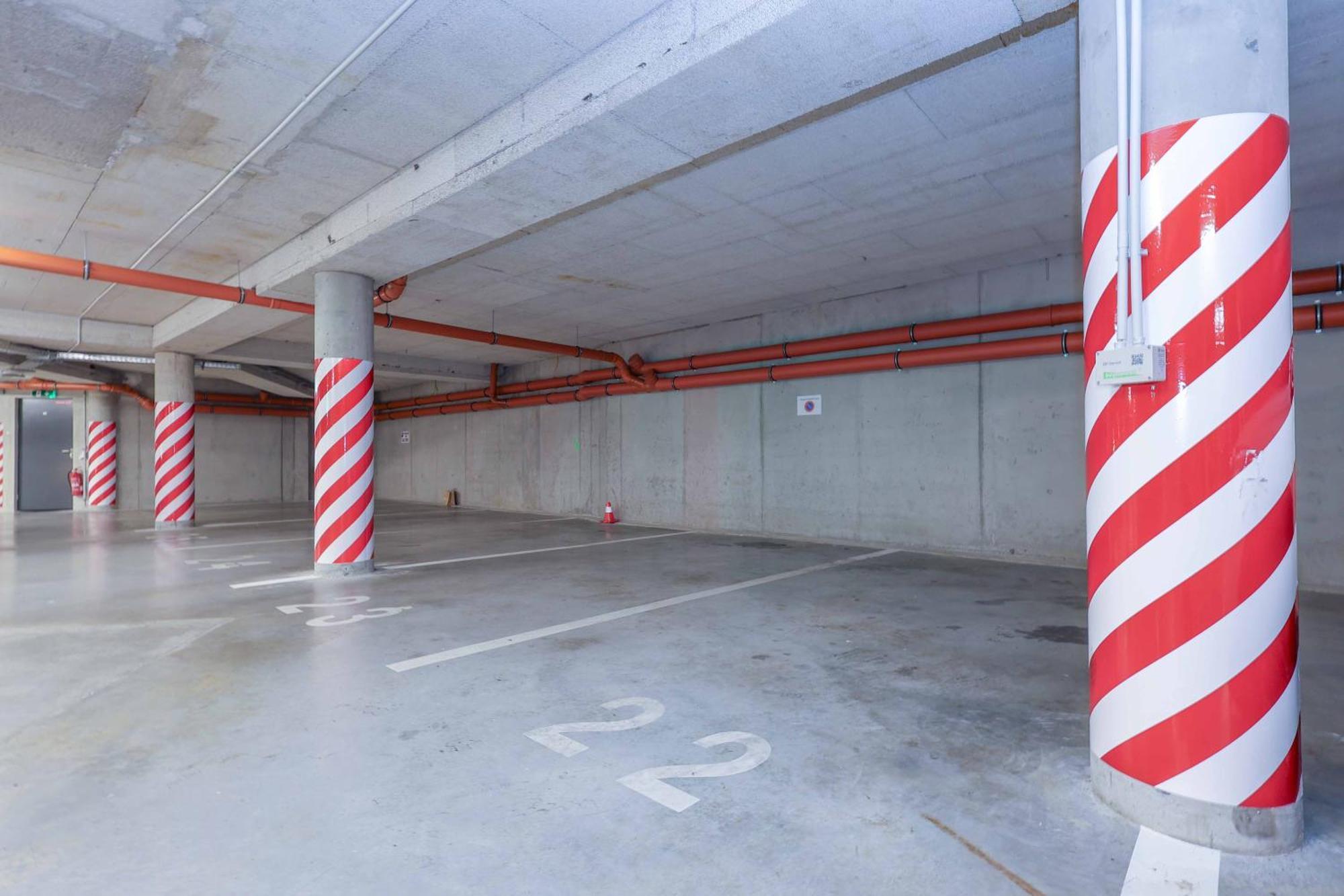 Adamick Place In City Centre With Free Parking Apartment Bratislava Bagian luar foto